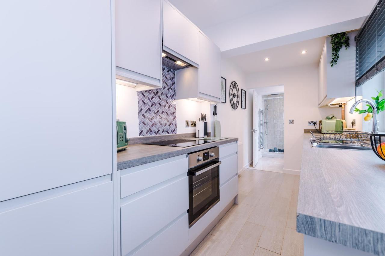 Stunning 3-Bed Home In Nantwich By 53 Degrees Property - Amazing Location, Ideal For Groups - Sleeps 6 מראה חיצוני תמונה